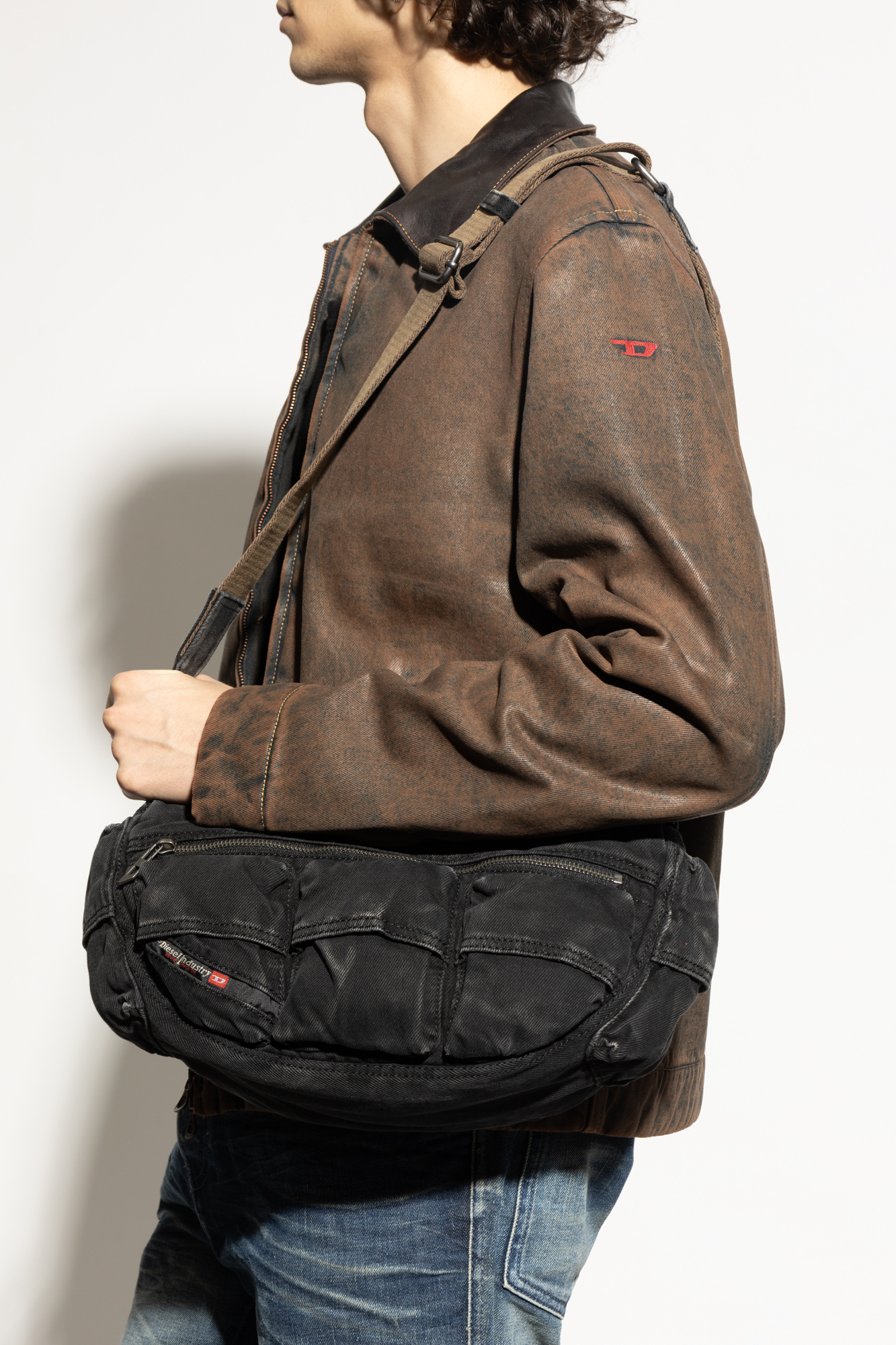 ショルダーバッグ 25ss DIESEL Men Shoulder bag X10223PR818 T8013 DIESEL ディーゼル ショルダーバッグ 1DR CAMERA BAG X10223
